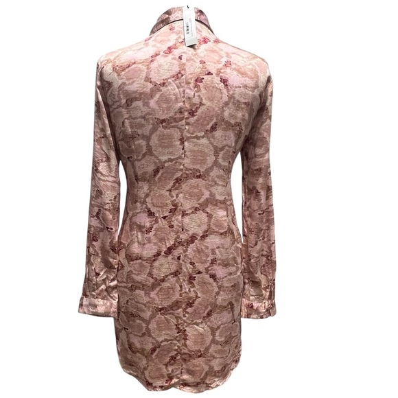 NWT Fate Animal Print Twist Waist Dress Size Medium Long Sleeves Fitted - Picture 5 of 15